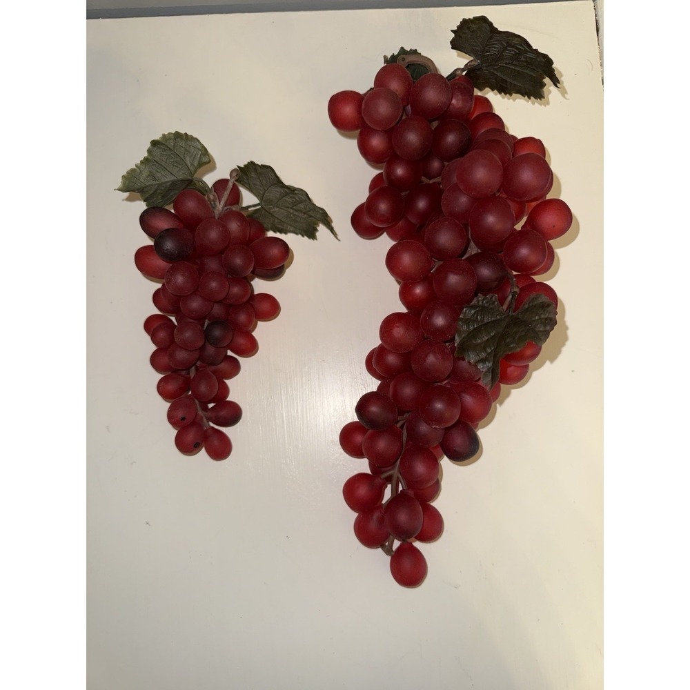 Vintage Dark Red Grape Clusters Plastic Lot Of 2 Realistic Lightweight